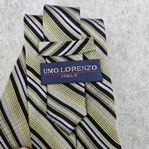 Umo Lorenzo Handmade‎ 100% Silk Tie - Picture 2 of 5